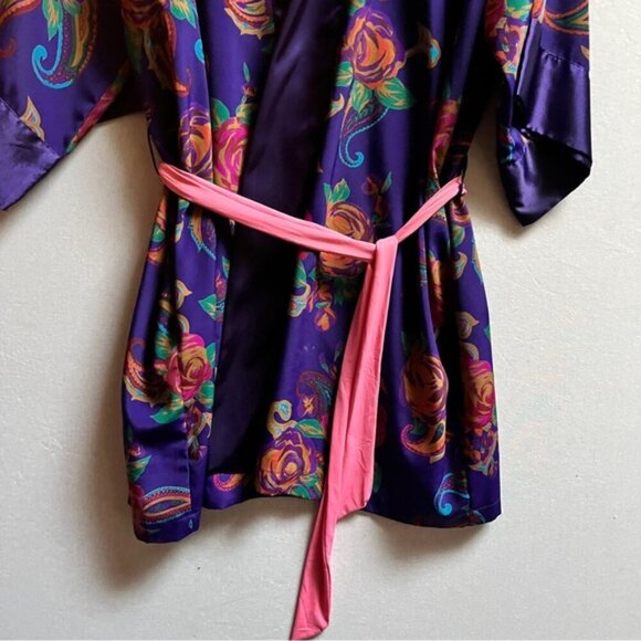 Vintage Victoria's Secret Gold Label belted midi satin robe - Picture 7 of 11